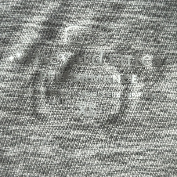 Vineyard vines, performance tea men's extra small gray EUC - Picture 3 of 4